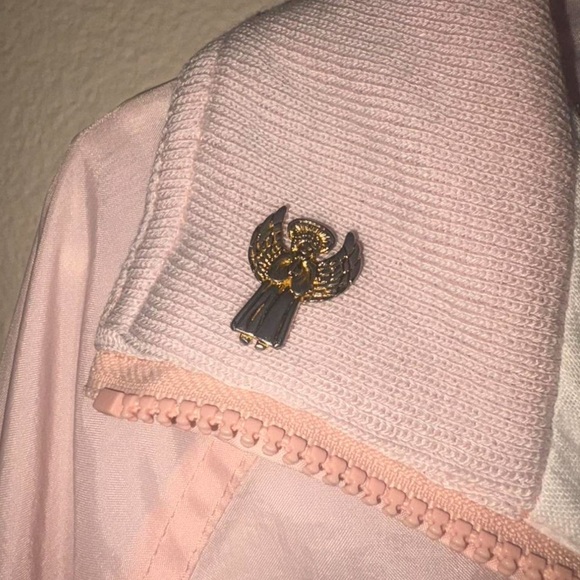VINTAGE Pacific Trail Pale Pink Windbreaker Jacket with Angel Pin 👼🏼 - Picture 3 of 6